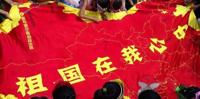 开设作业辅导、音乐、手工课等公益课程,武汉江夏藏龙社区公益托